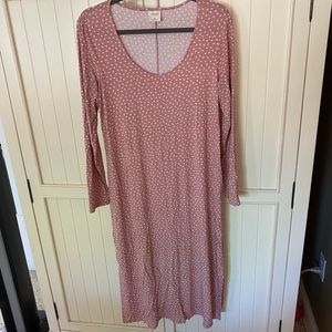 Soma dress. Midi length. 3/4 sleeve. Medium.